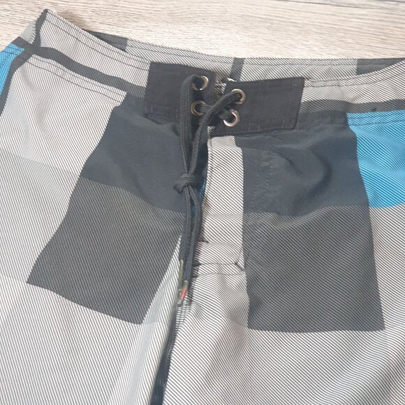 Hawk Men Plaid Swim Trunks Board Short Pocket Lace Up Closure Size 30 Beach Pool - Picture 2 of 5